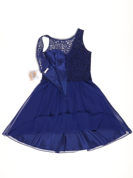 652 (3) Vera Mont
