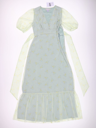 5930 (2) Maids to Measure